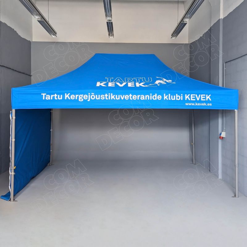 Branded racing tent / service tent