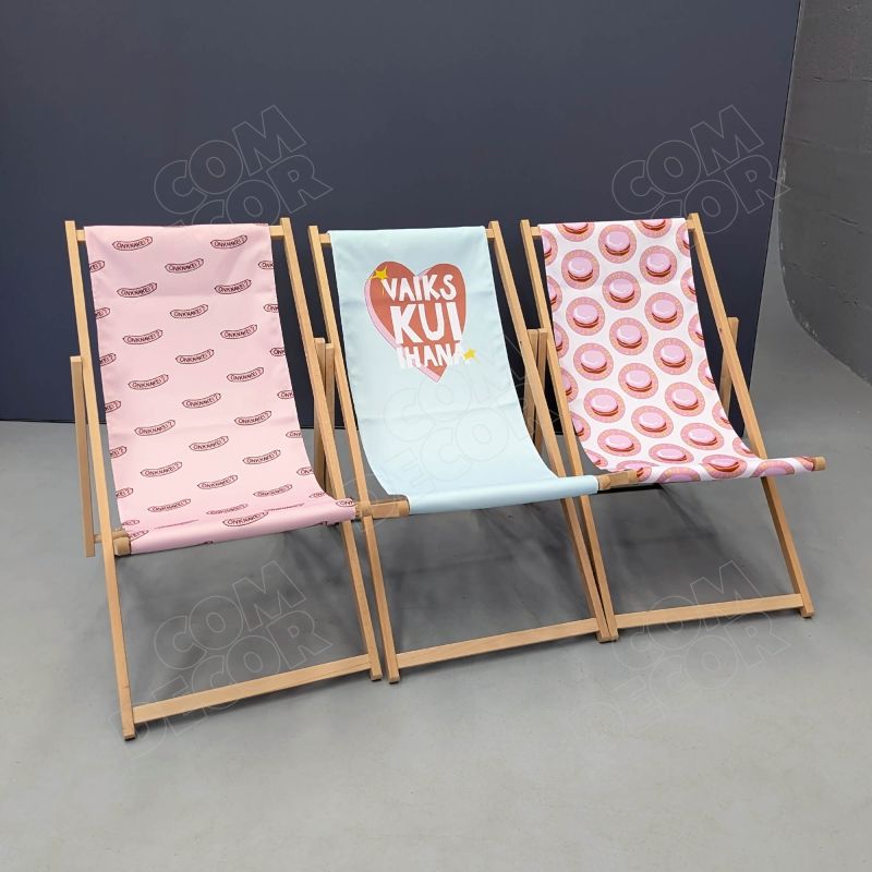 Deck chairs with custom design