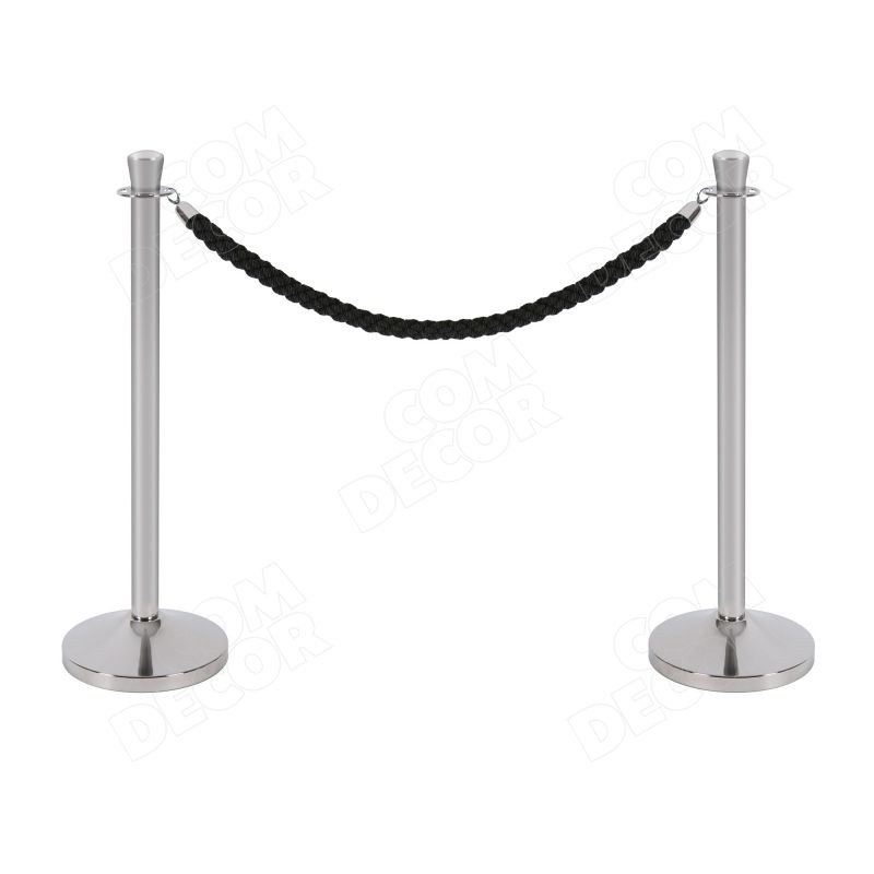 Rope barrier with barrier poles